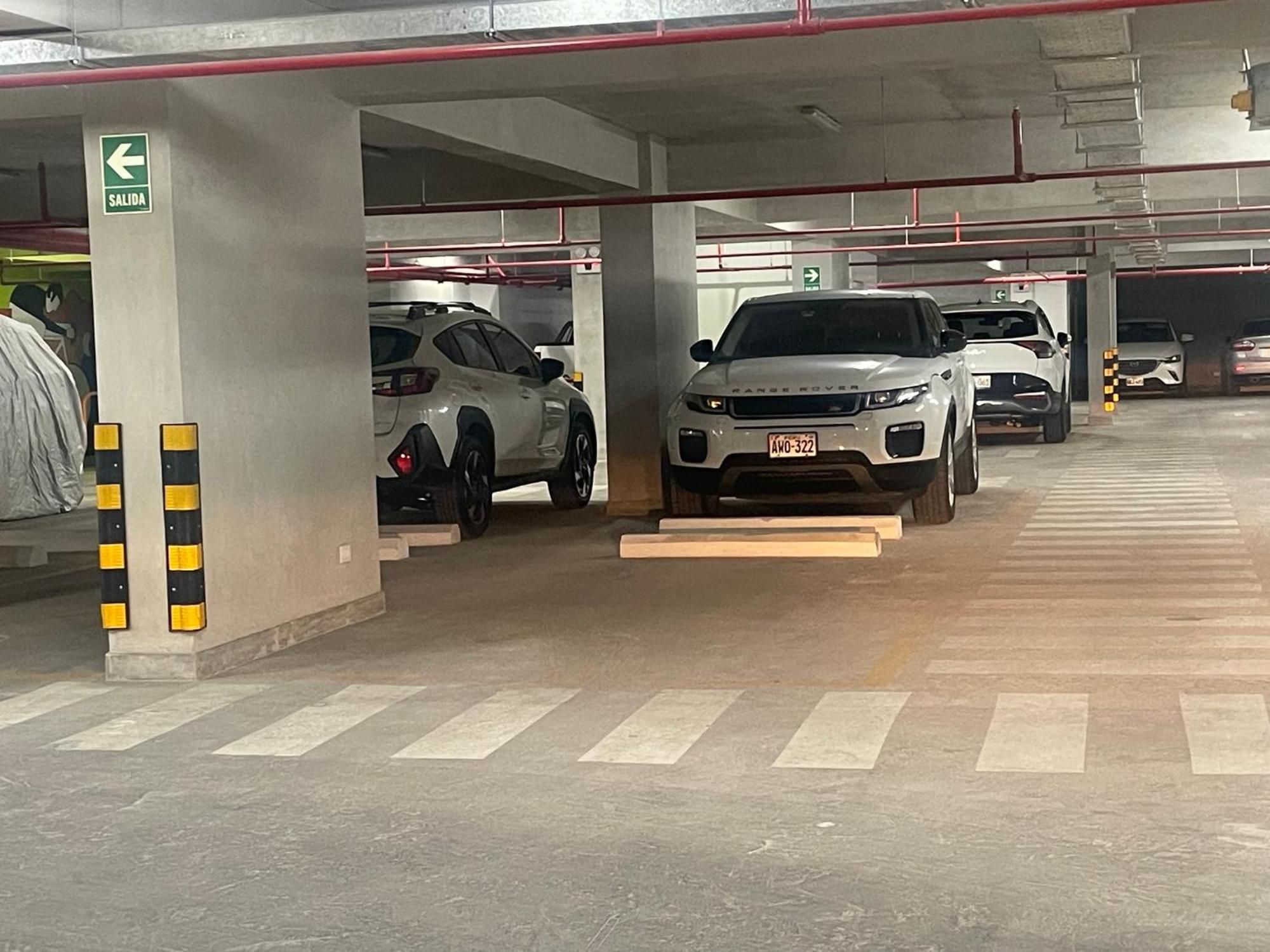 Apartahotel Monterrico Polo Aparts - Cerca A La Embajada De Lima