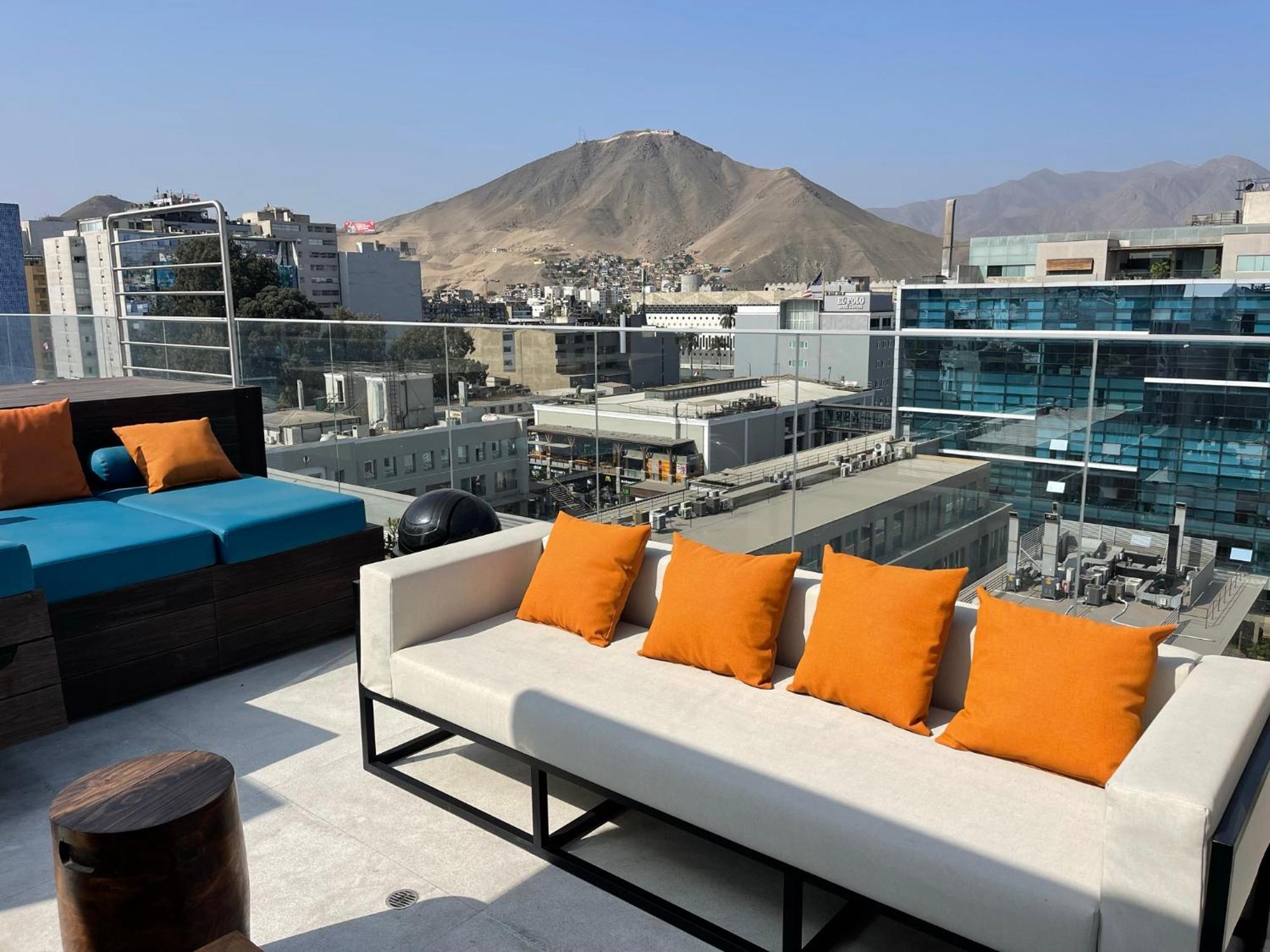 Monterrico Polo Aparts - Cerca A La Embajada De Apartahotel Lima